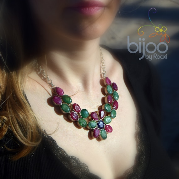 Emerald and sapphire necklace hot sale