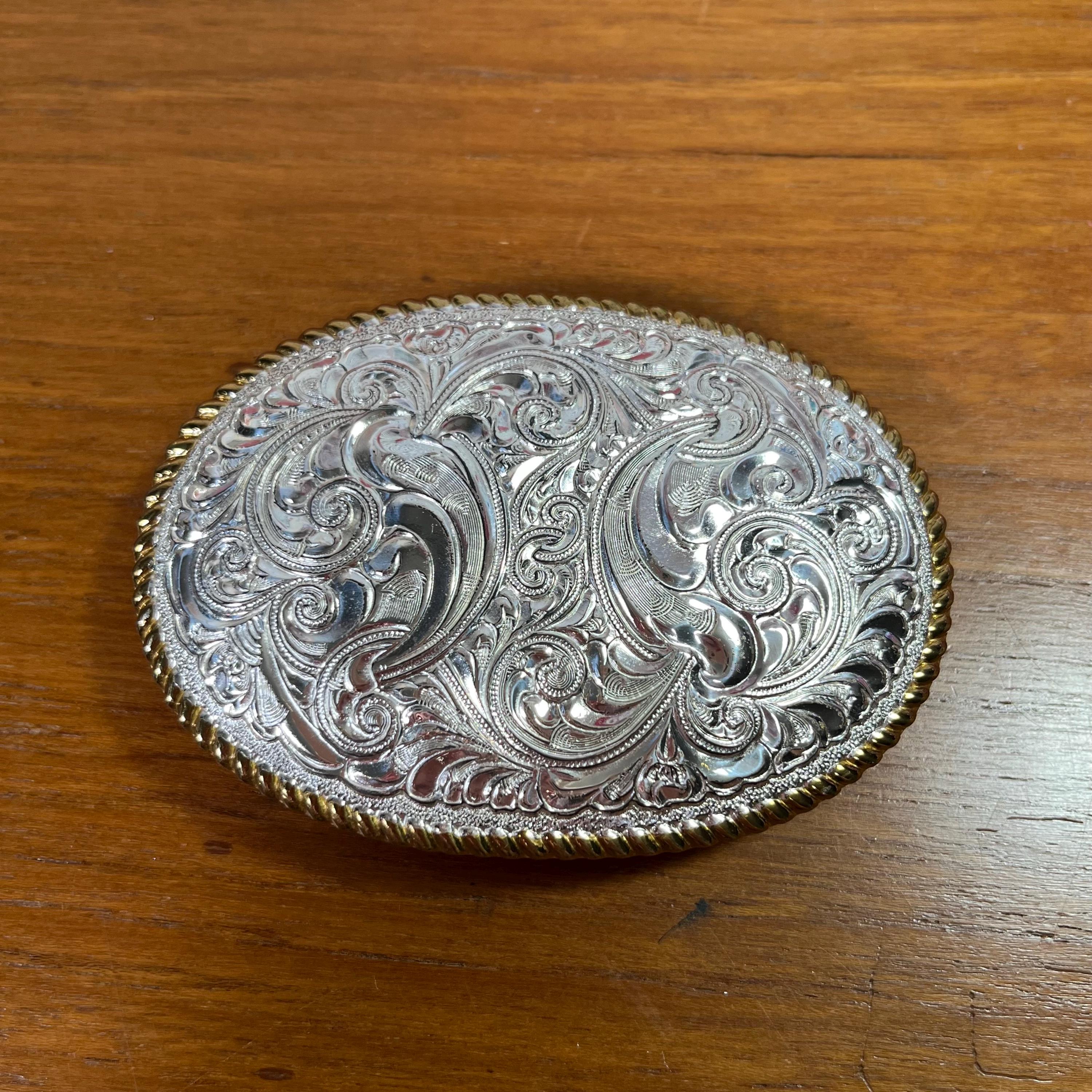 Antique ladies belt buckle . Very ornate design and old style for that vintage Superb Vintage Decorative Edwardian Style Ladies Belt Buckle  main image 4