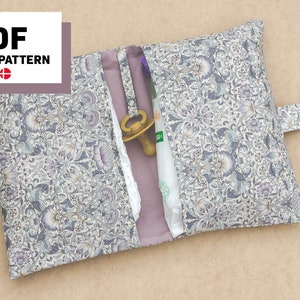 Travel diaper clutch pattern, diaper wallet beginner sewing patterns, DIY baby gifts, diaper caddy pattern PDF, diaper bag organizer pouches