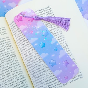 Galaxy Starry Sky Aesthetic Bookmark | Holographic Dreamy Purple Bookmark - Handmade Lofi Vibes Unique Bookmark