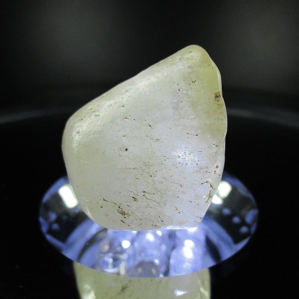 Raw Libyan Desert Glass LDG Gold Tektite. 8.5 grams