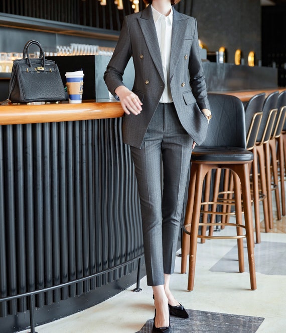 Grey Stripped Double Breasted 2-piece Suit, Pants and Blazer Suit