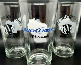 Bud Light Badger State Wisconsin Pint Glasses Set of 2