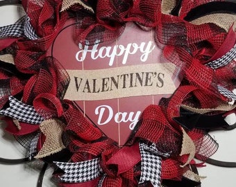 Valentines Day Wreath, Heart Wreath,red and black Valentines day wreath, heart shape wreath