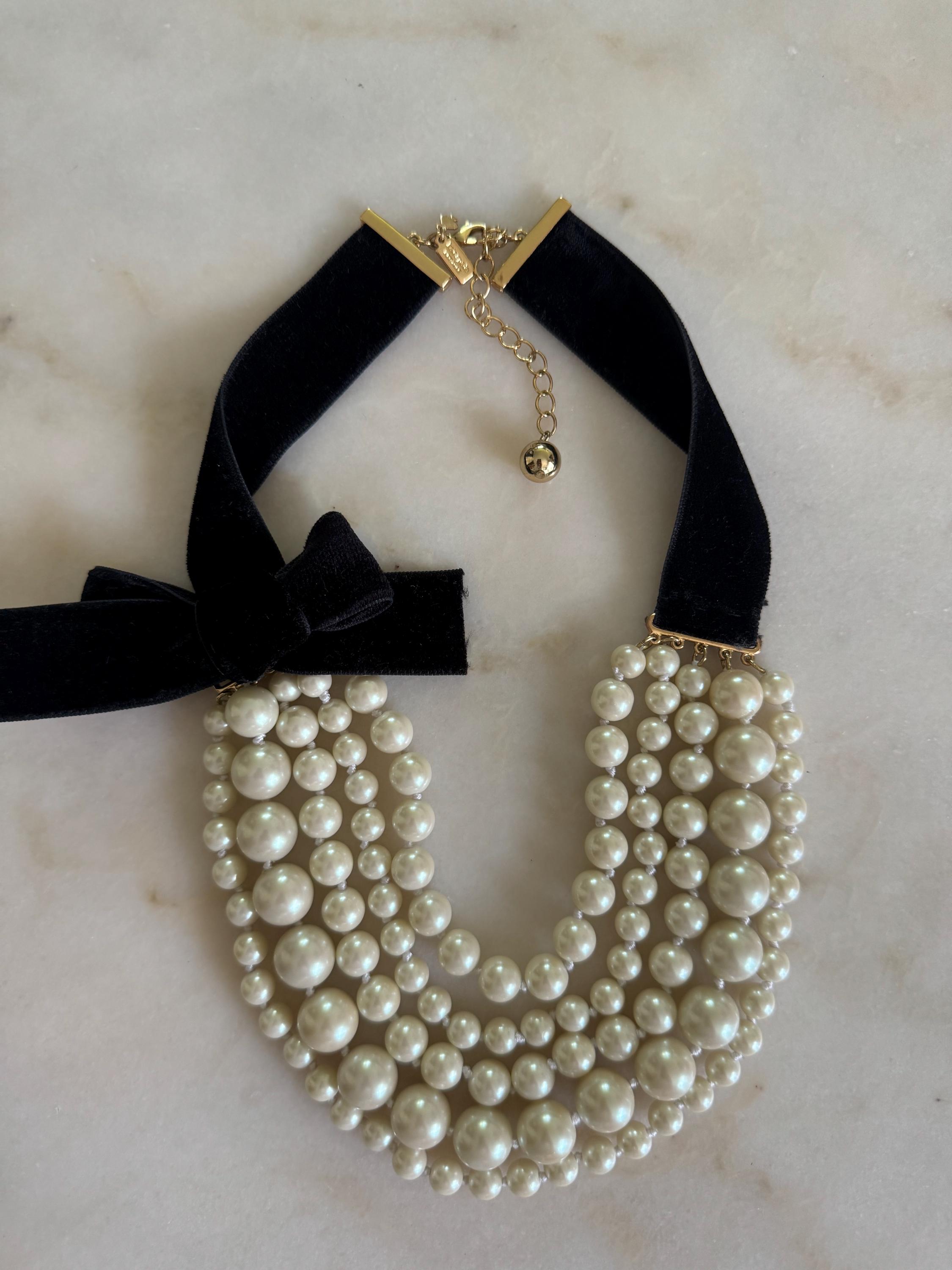 Kate spade pearl necklace with bow discount