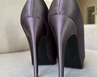 Vintage Y2K NINA NEW YORK Purple Satin High Heel Pumps