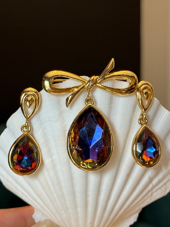 Vintage AVON Gold Tone Jewellery Earrings Brooch S