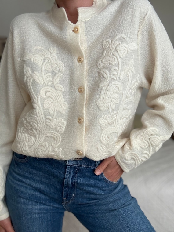 Vintage TALBOTS Pure Wool Creamy White Embroidered