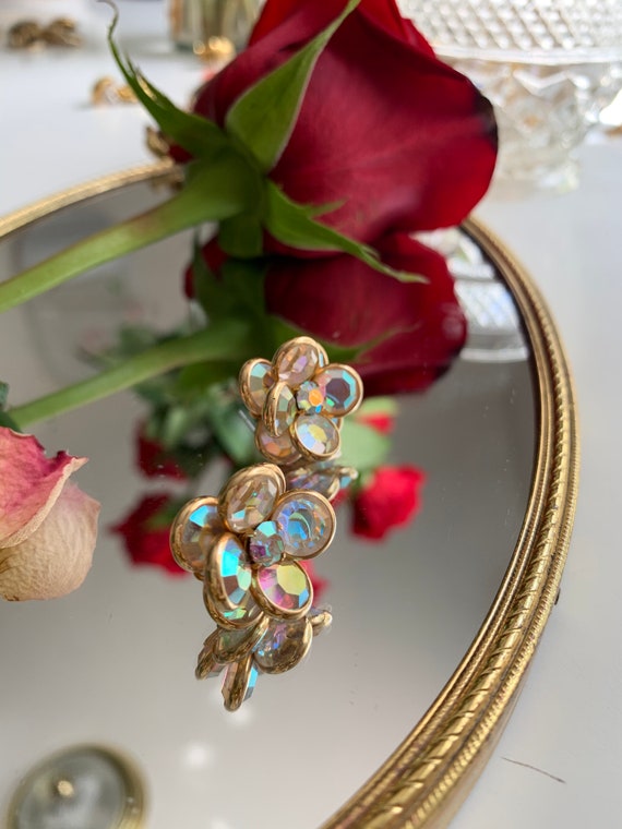 Vintage Stunning Flower Earrings - image 4