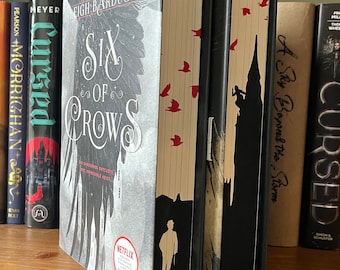 Six of Crows, Crooked Kingdom, Stenciled Edges, Sprayed Books, Leigh Bardugo