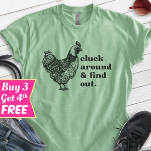 Funny Chicken Shirts with sayings Chicken Mom' Men's T-Shirt