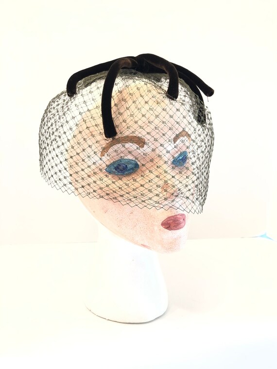 1940’s Velvet Birdcage Fascinator - Perfectly Perf
