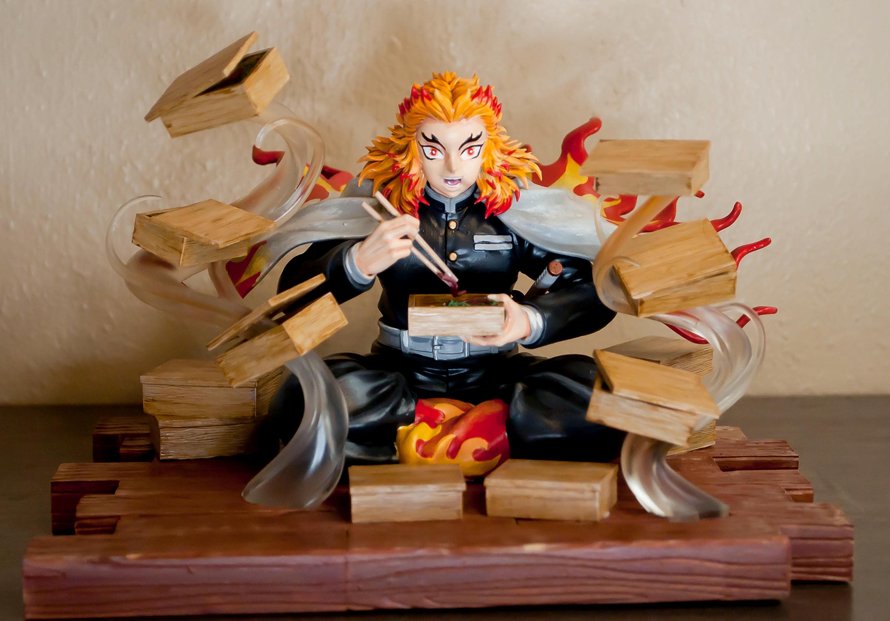 Rengoku Kyoujurou Anime Büste 16cm - Demon Slayer Figur Für Schreibtisch Deko