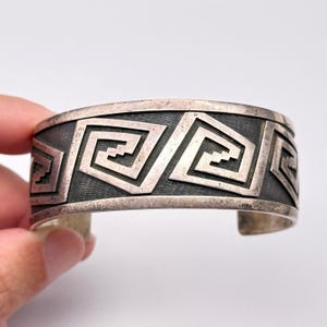 Bransoletka-mankiet Vintage Hopi Steven Pooyouma Whirlwind Raincloud Silver 6,875"