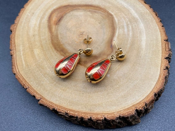 Vintage Zuni Native 14K Gold Coral Inlay Dangle E… - image 1