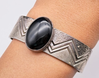 6インチ、ネイティブアメリカンのGilo & Grace Nakaiスターリング