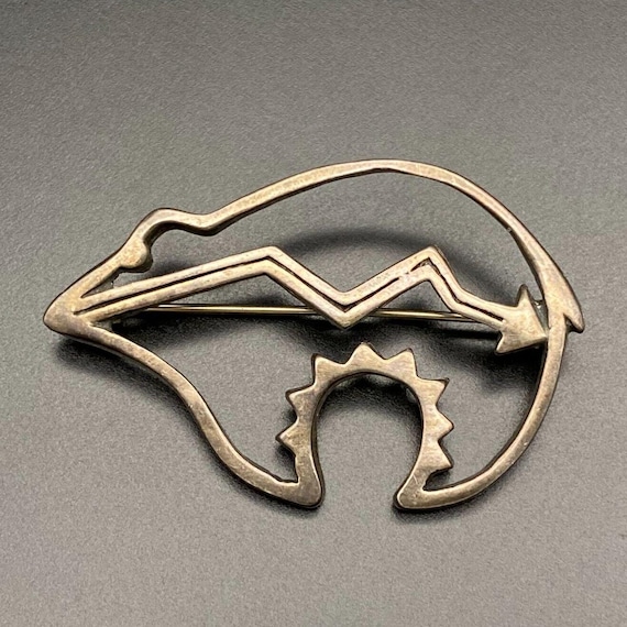 Vintage Southwestern Spirit Bear Sterling Silver Pin Brooch