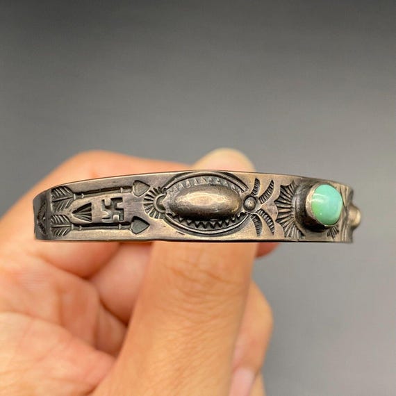 Rare Vintage Native American Navajo Whirling Logs Sterling Silver Snake Bracelet Rare Vintage Native American Navajo Whirling Logs Sterling Silver Snake Bracelet