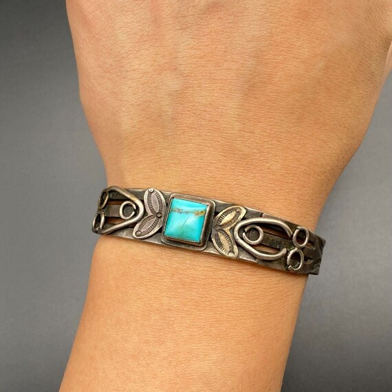 Vintage Navajo Turquoise Hand Stamped Silver Brac… - image 2