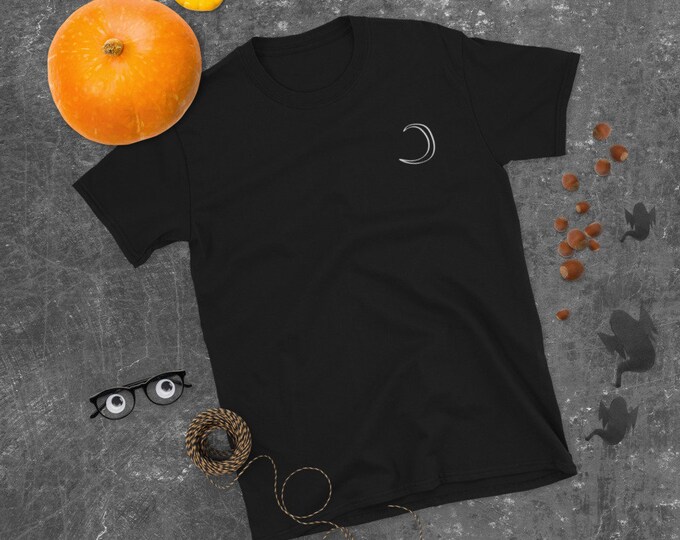 Moon Embroidered Tee | White OLM Moon Embroidered T-Shirt | Fall, Autumn T-Shirt | Moon Tee | The Creeperie