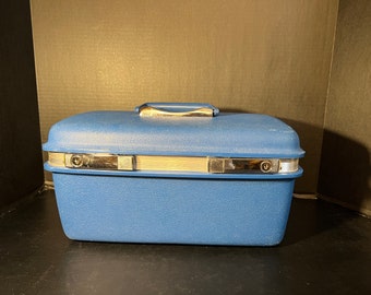 Classic Samsonite Brilliant Blue Train Case 1970's