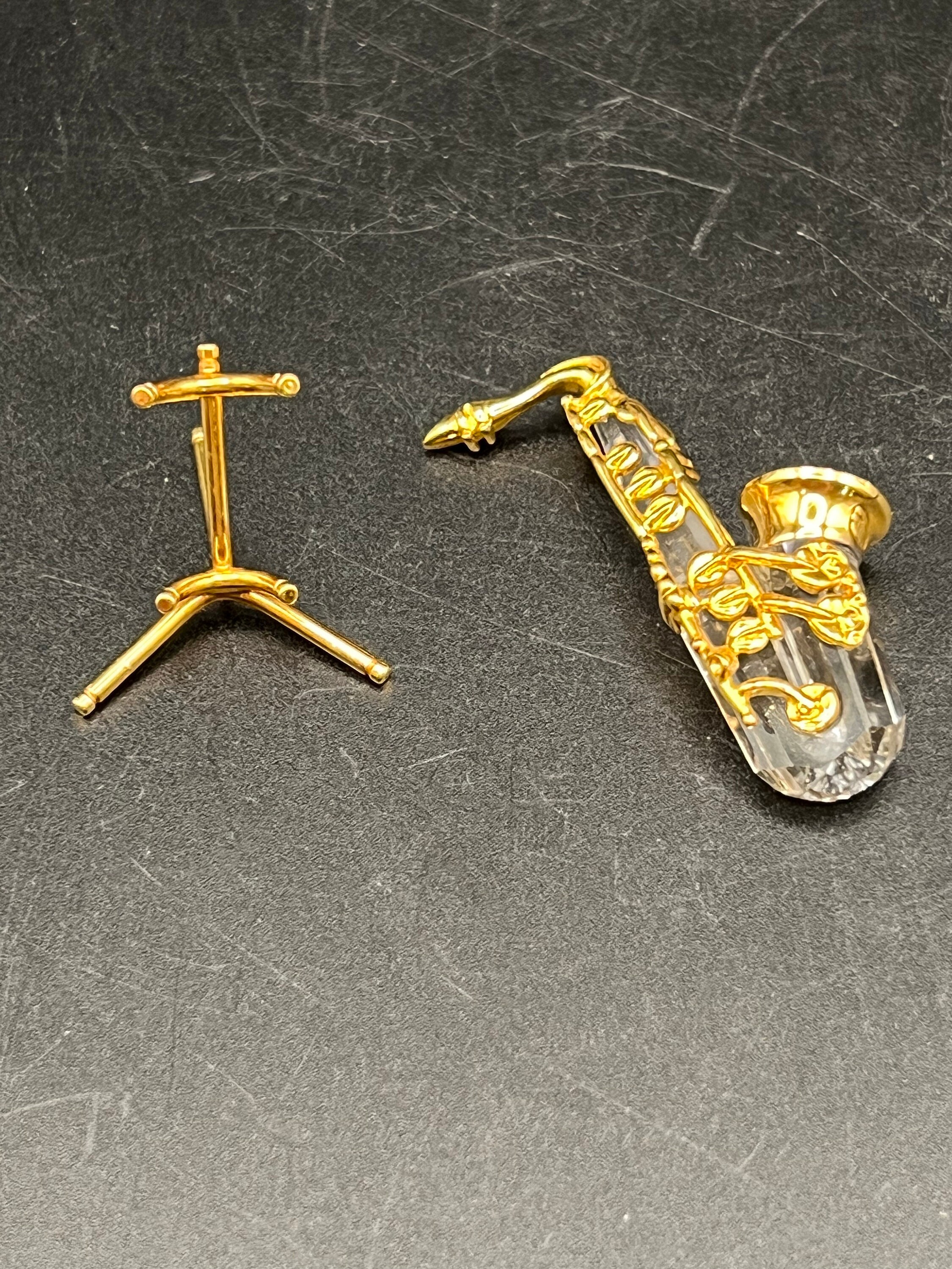 Pave Starburst Huggies Earrings – J&CO...