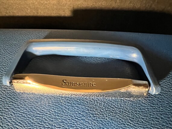 Classic Samsonite Brilliant Blue Train Case 1970's View 3