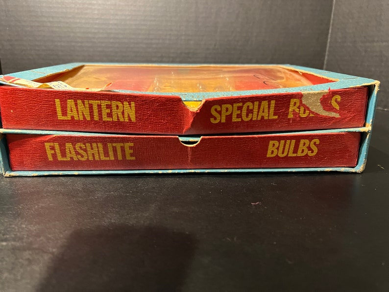 Vintage Hardware Store Display of Light Bulbs Duotint Bulb & Etsy