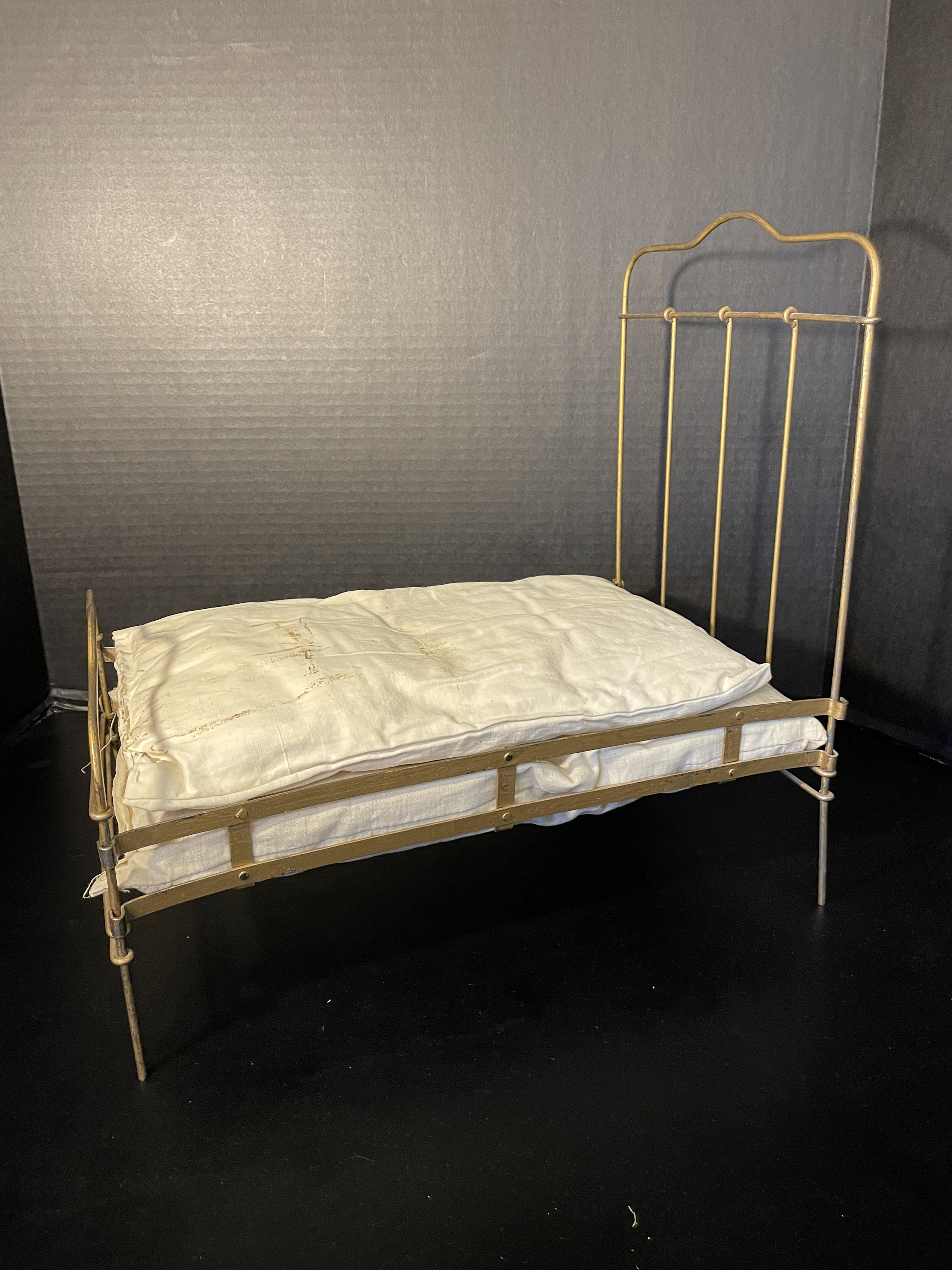 Antique Metal Doll Bed With Bedding 1910 1920 Etsy