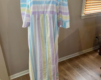 Vintage Duster Housecoat Housedress Loungewear