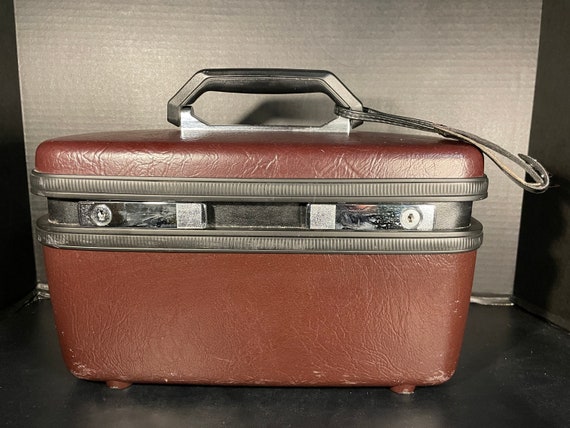 Vintage Samsonite Sentry II Train Case Overnight … - image 2