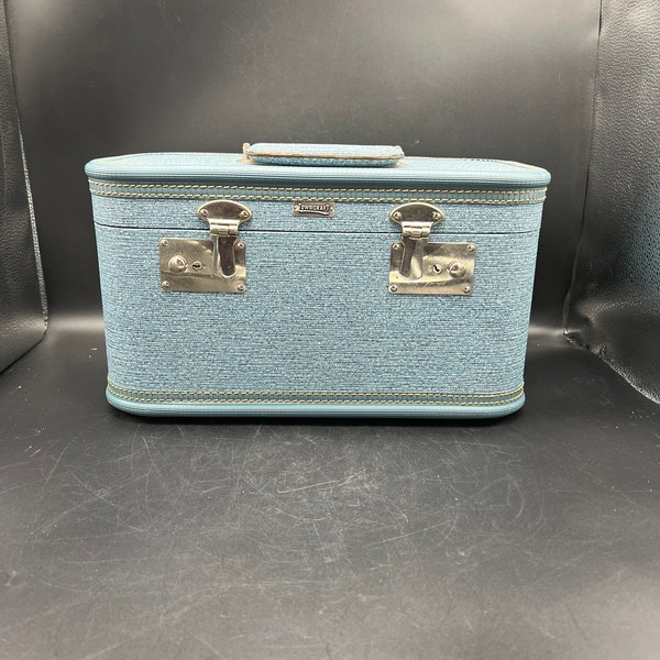 Towncraft Blue Tweed Train Case 1960's