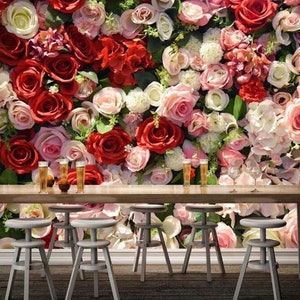 Red and Pink Rose Wallpaper Mural: 3D Floral Wall Decor