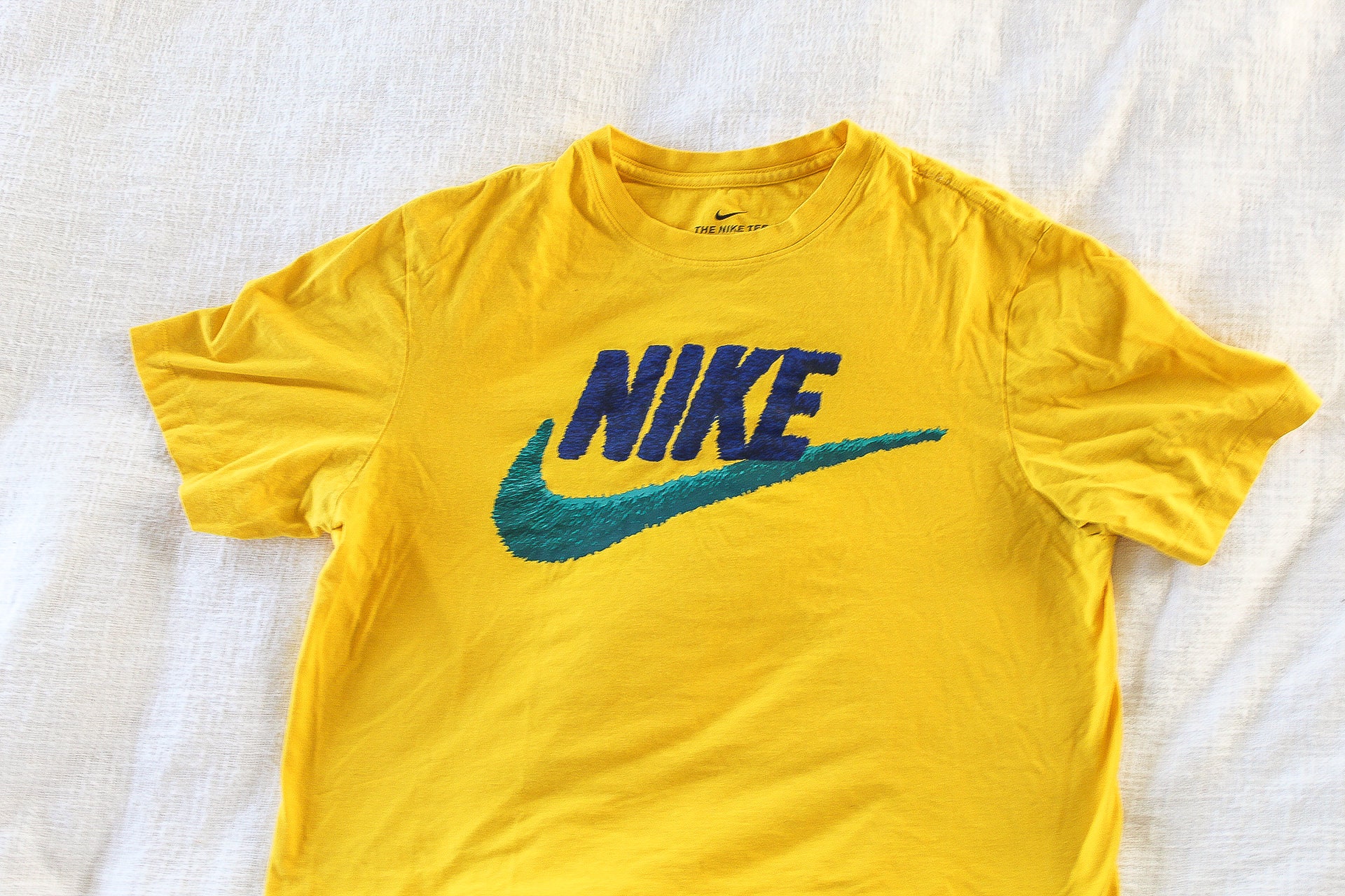 mens yellow nike t shirt