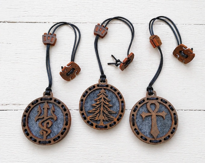 Wooden Rearview Mirror Air Freshener Handmade Car Diffuser Pendant with Felt Pad + Personalized Gift Box, Thoughtful Driver