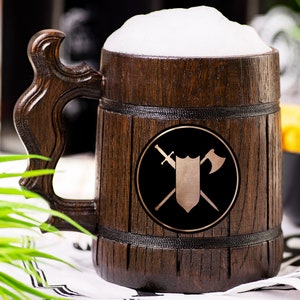 Boccale da birra Fighter, boccale da birra Dungeons & Dragons, boccale in legno DnD personalizzato, regalo DM personalizzato