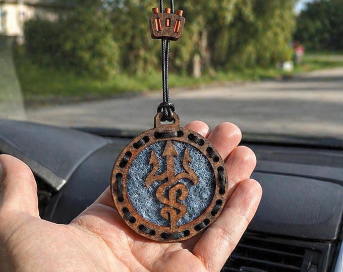 Handcrafted Oak Car Diffuser Pendant, Aromatherapy Charm, Personalized Wooden Gift Box