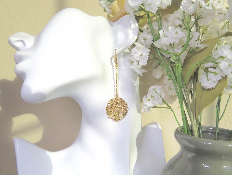 Cubic Zirconia /& Gold Filigree Leaf Branches Pendant sparkle dangle earrings
