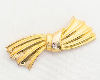 Vintage Bow Brooch, Mid Century Gold Tone Brooch, Minimalist Jewelry, Gift For Her - A8