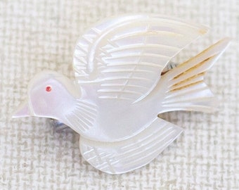 Broche Ancienne Colombe En Nacre Sculptée - Bijou Vintage, Motif Oiseau, Couleur Nacrée - Très Bon état