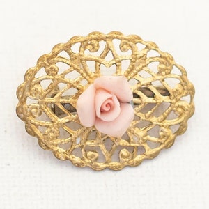 Vintage Victorian Pink Rose Oval Brooch - A4