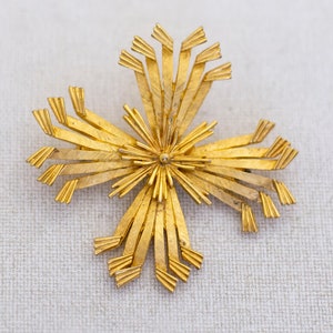 Vintage Abstract Multi Layered Cross Gold Tone Brooch - L1