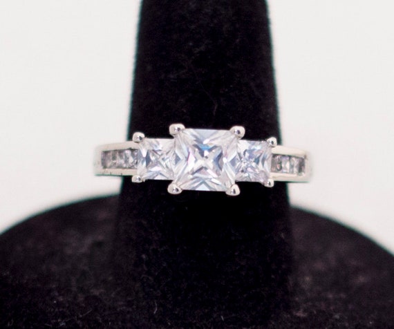 Size 6 1/2, Statement Ring, Shiny Ring, Sparkle R… - image 1