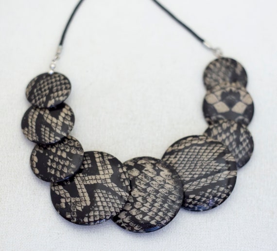 18 Inch, Vintage Silver Tone Geometric Scaly Patterns Large