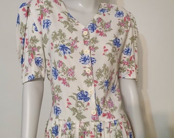 Vintage 90's dress, Laura Ashley style floral apron dress, size S/M (V1)