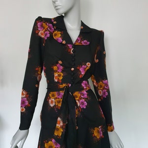 Vintage 70s suit suit Vera Mont Paris colorful flowers, boho size 40 42, (B/S)