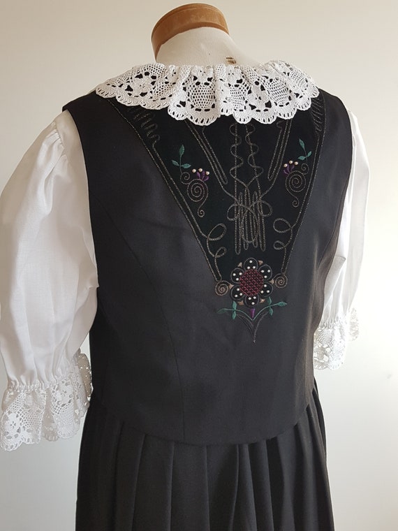 Vintage set skirt / wool/ embroidery / beads /Per… - image 4