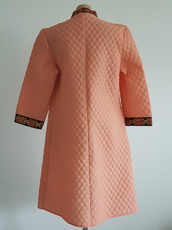 Vintage 60/70's Floral Quilted Housecoat, Bathrob… - image 6