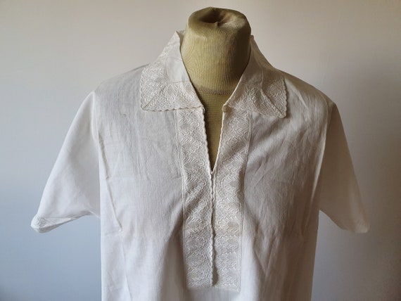 Vintage Victoria Nightgown, linen, embroidery, lace, hand-sewn (Pd1)