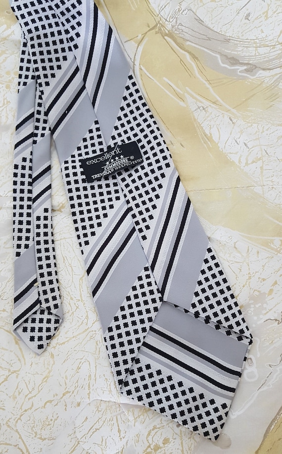 vintage 70s commodore TREVIRA dralon Bayer tie